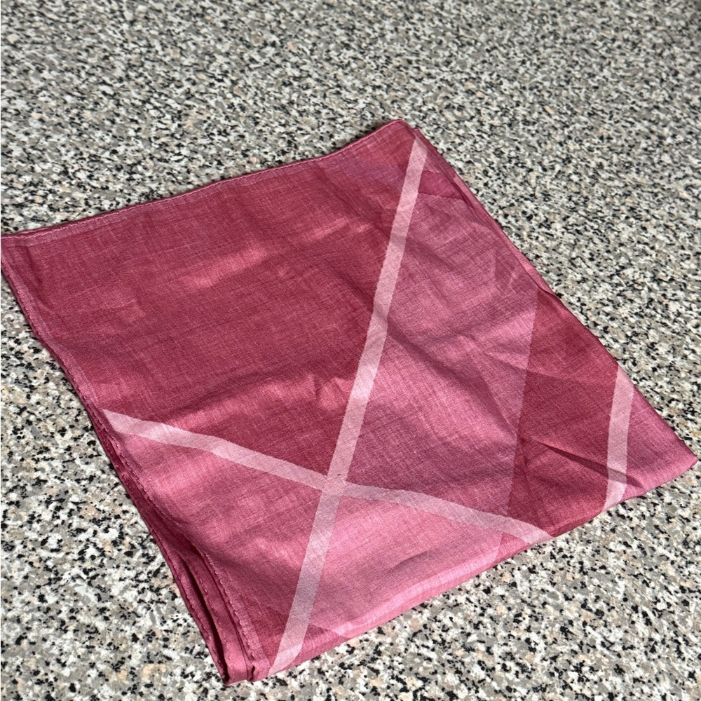 Burberry handkerchief NWOT - Picture 7 of 8